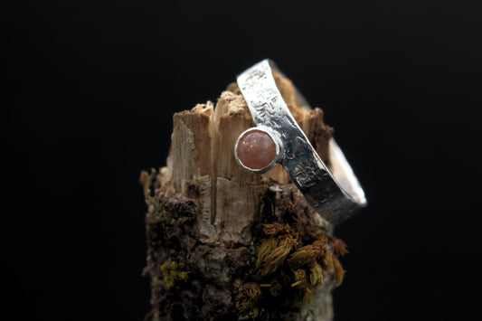 Hatched Ring - Sunstone - Size N