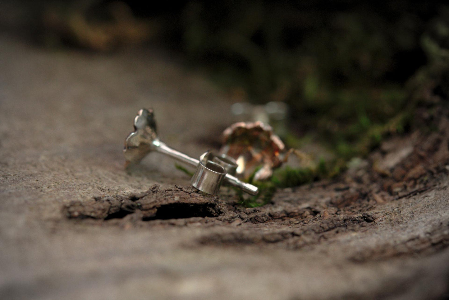 Dainty Flower Stud Earrings - Mokume Gane