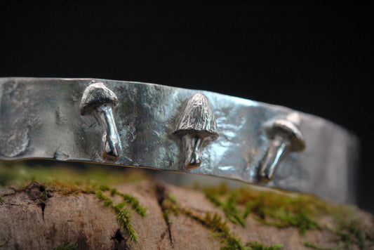 Fungi Cuff Bangle - Size M