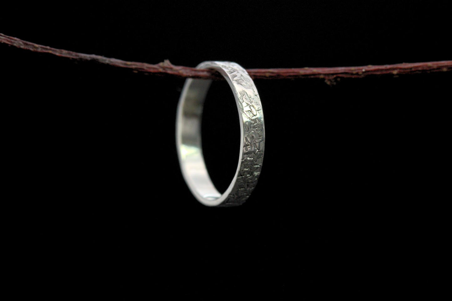 Hatched Ring - Wide