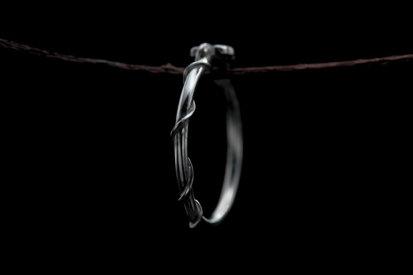 Twisted Vine Ring