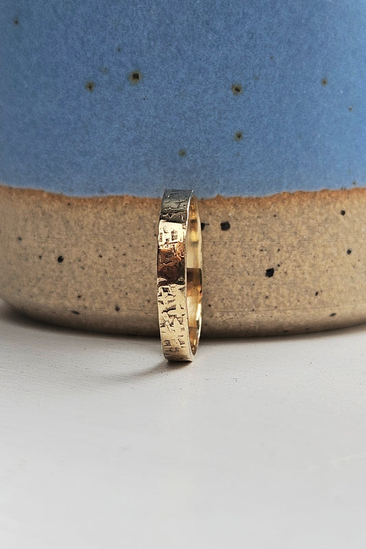 Hatched Ring - 9ct Gold